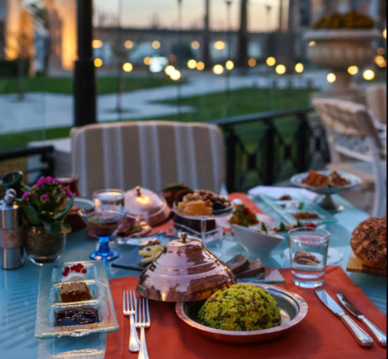 Müşteriler artık restoranlara 'Bu parayı etmezsin' diyor