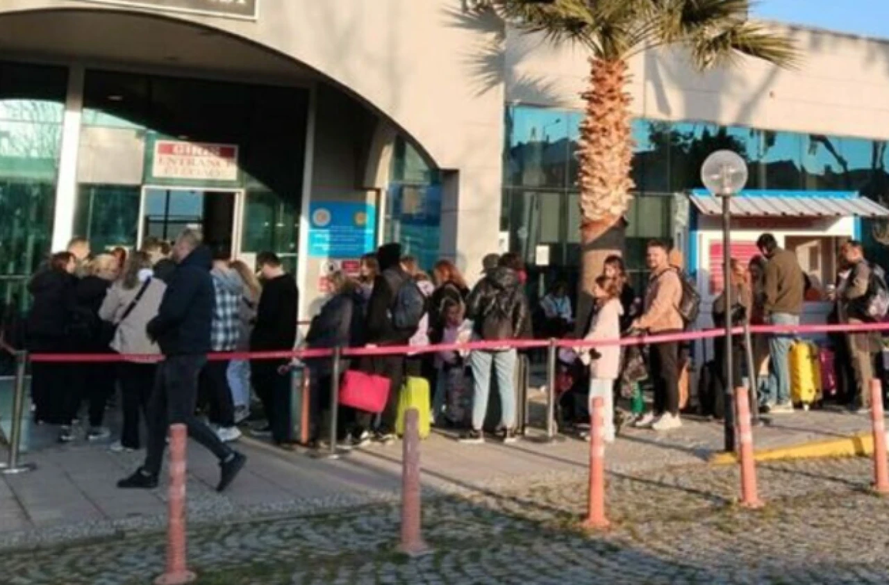 Türkler ucuz gıda için Yunanistan'a gidiyor