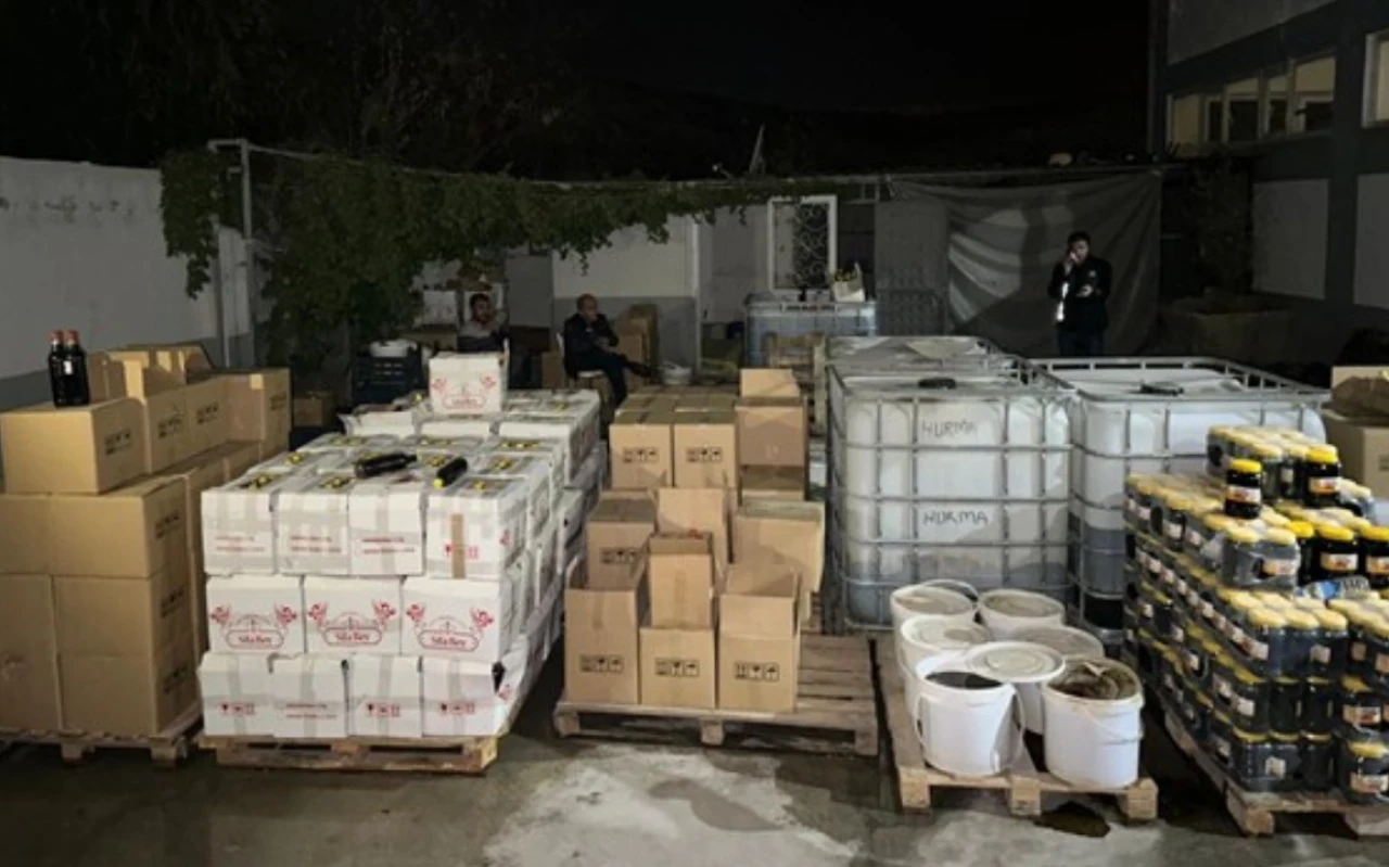 Sahte balın yanında glikoz şurubu da yakalandı