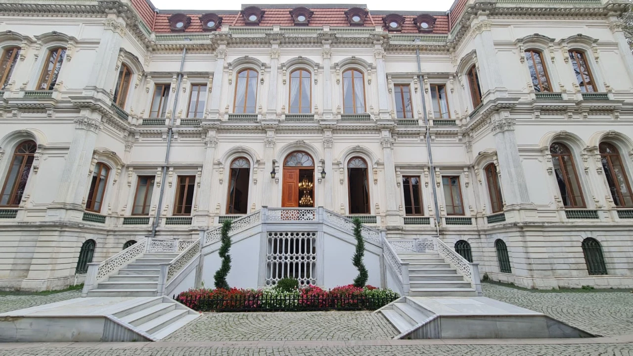 Bu merdivenlerde gelin-damat fotoğrafı çektirmek 5 bin TL