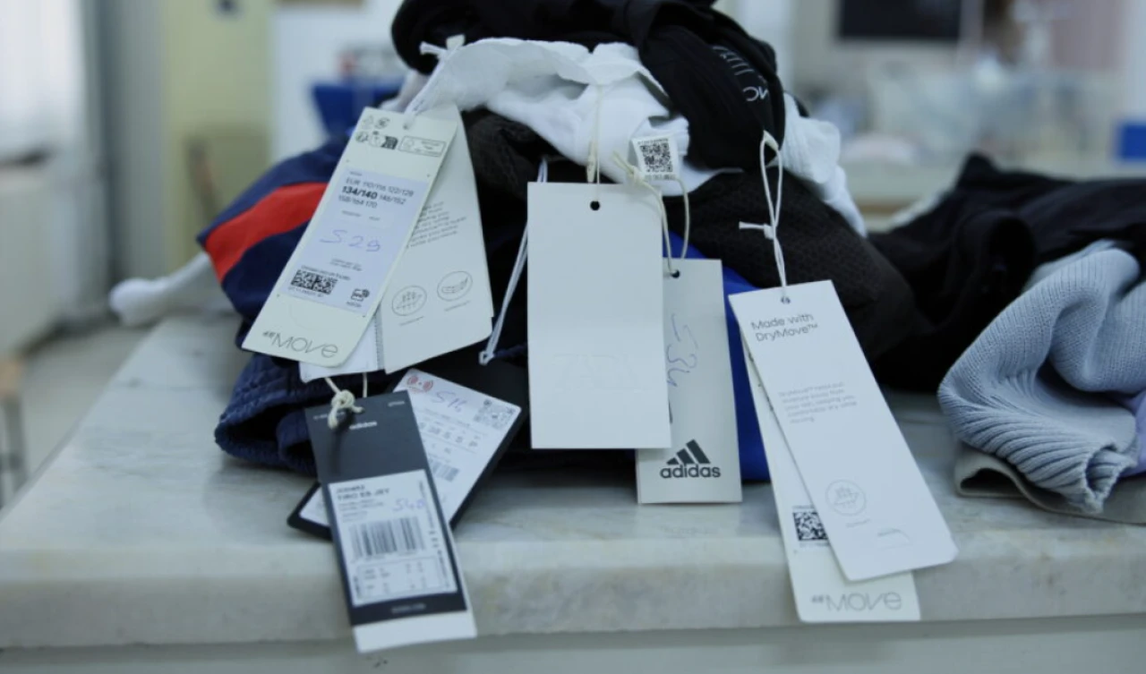 Giysiler Türkiye'de analiz edildi; En çok kirleten Nike
