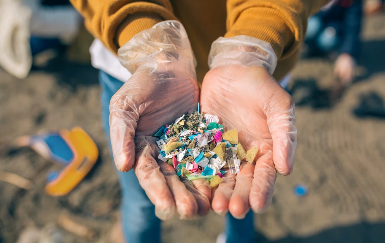 Yeni bir çalışma: Mikroplastikler antibiyotik direncini artırıyor