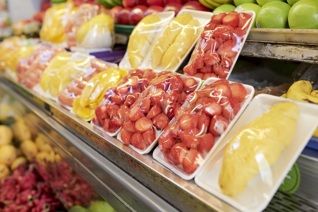 Marketlerdeki hazır doğranmış ürünlerde bakteri riski yüksek!