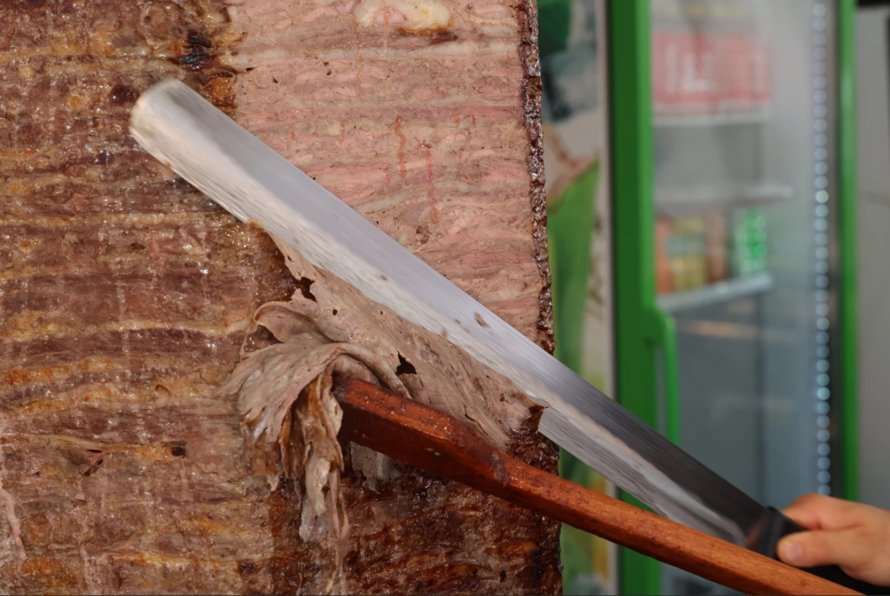 Türkiye'deki döner mi yoksa Almanya'daki döner mi? Hangisi daha sağlıklı ve ucuz?