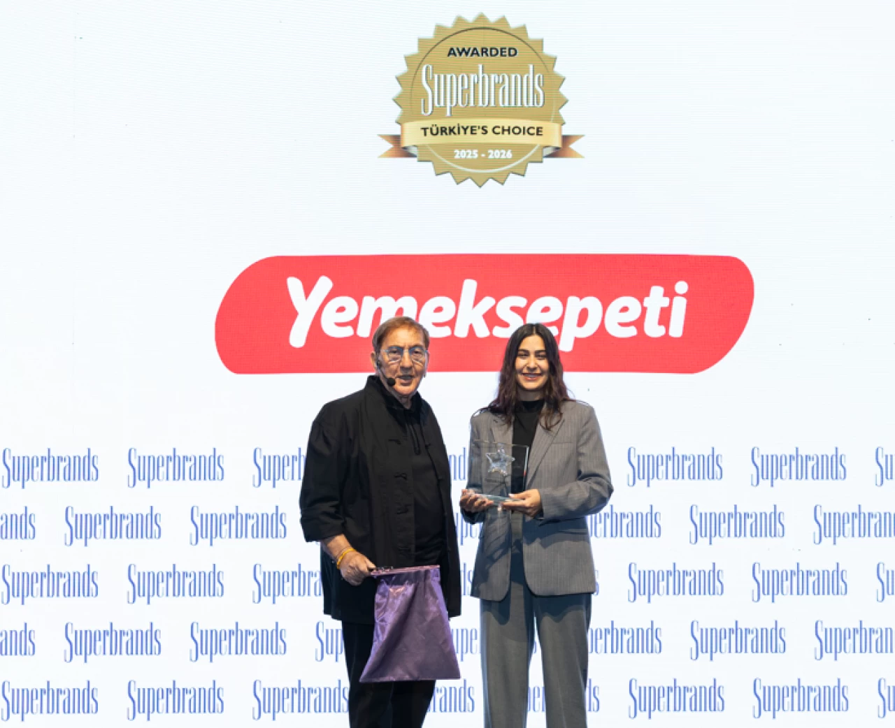 Yemeksepeti süper marka oldu