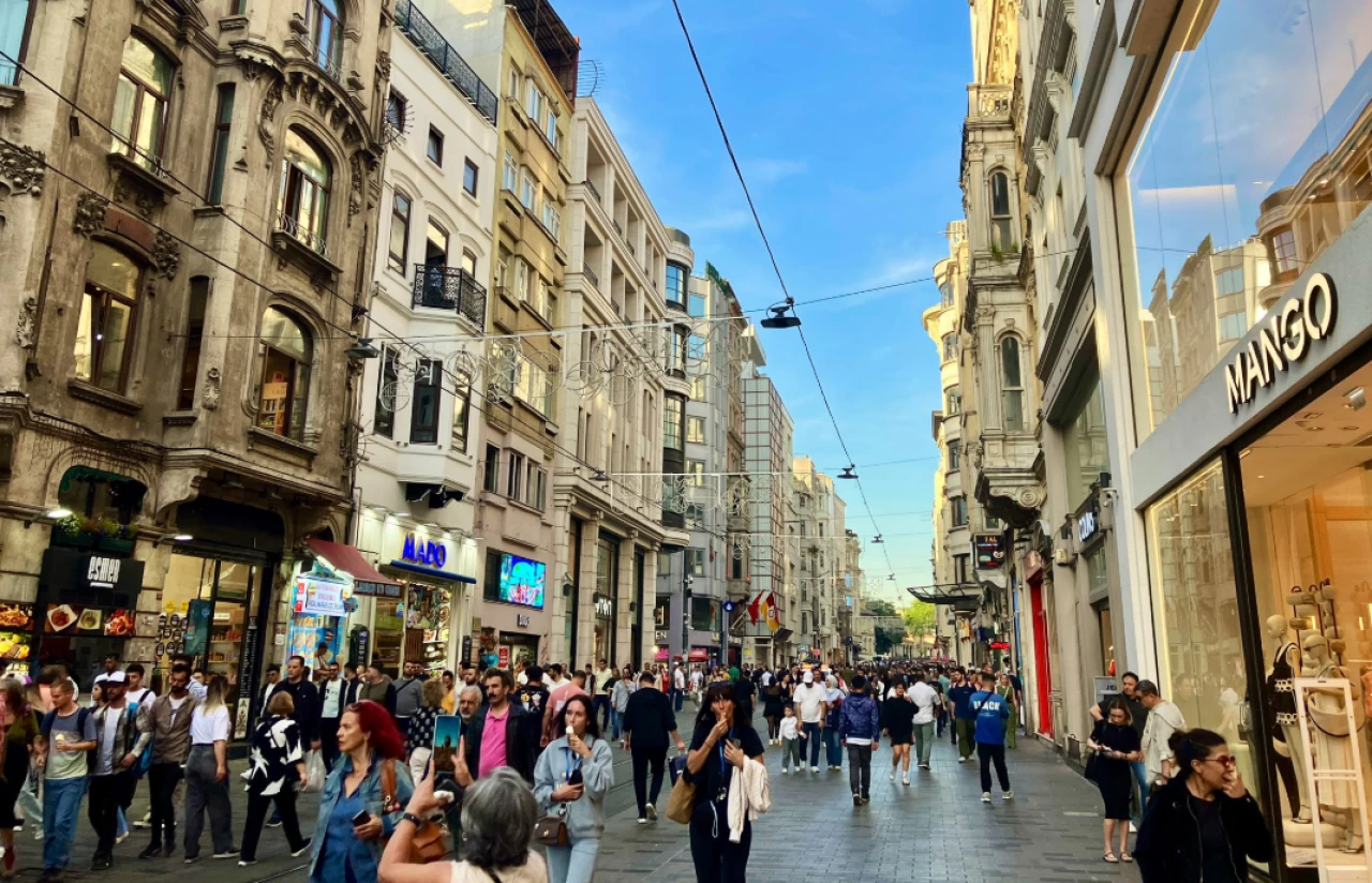 Yüksek gıda fiyatları tüketiciyi ana caddelerden uzaklaştırıyor