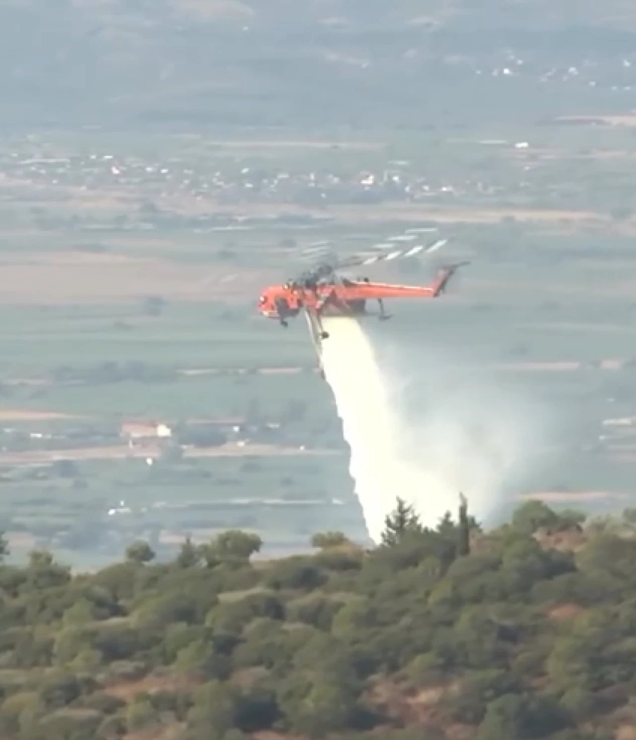 Çeşme yangını böyle kontrol altına alındı