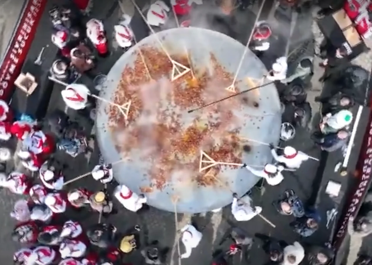 1 ton Afyon sucuğu ve 15 bin yumurtayla dev sucuklu yumurta yapılacak