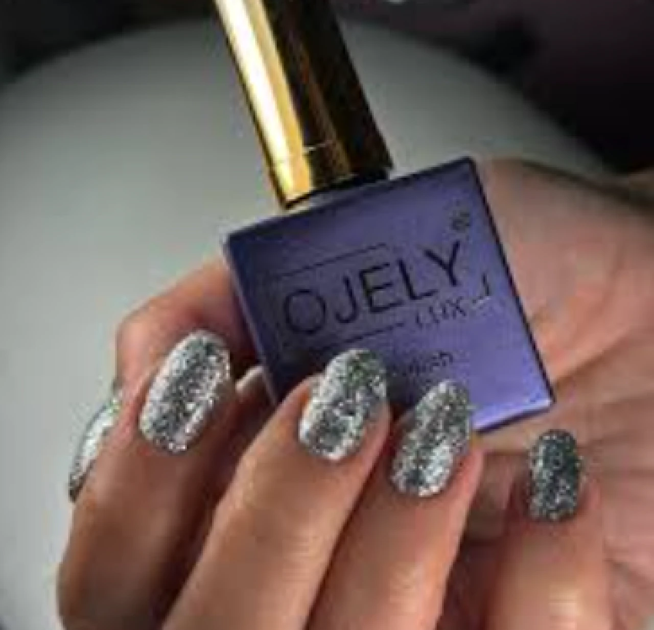 Oje ve tırnak ürünlerinde alarm! güvensiz kozmetikler listesi genişliyor