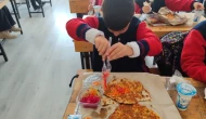 İlkokul öğrencileri hayır lahmacunundan zehirlendi