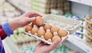 Yumurtalar Salmonella şüphesiyle toplatılıyor.. Satanlar arasında zincir marketler de var