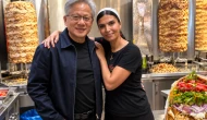 NVIDIA CEO'sunun Berlin'de Türk tavuk döneri keyfi: Bahşişi şaşırttı