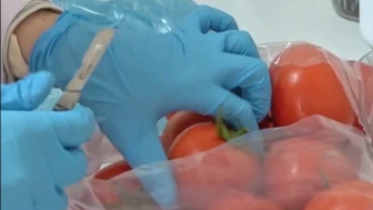 ŞOK Marketler pestisit analizli domates satışına başladı