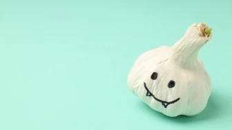 Sarımsağın şaşırtıcı bir faydası: Ağız temizliğinde gargaralara meydan okuyor