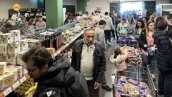 Tarihi geçmiş gıda satan market, zincir oldu!