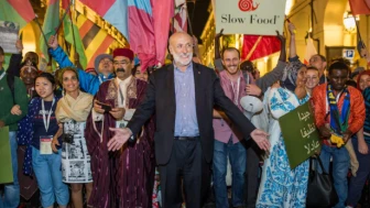 McDonald’s protestosuyla başladı, 160 ülkeye yayıldı: “Slow Food"un babası Carlo Petrini hayatını kaybetti