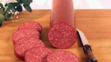 Ünlü firmanın sucuğundan domuz eti çıktı... Bir ay içinde ikinci kez oldu