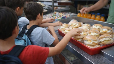 Okul kantininde yumurta 60'tan fazla öğrenciyi zehirledi