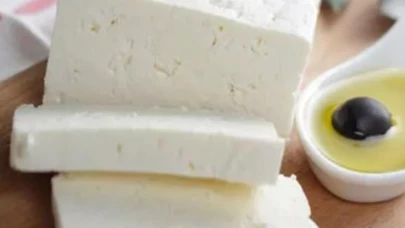 Peynirde yarım yağı bile bize çok görmüşler!