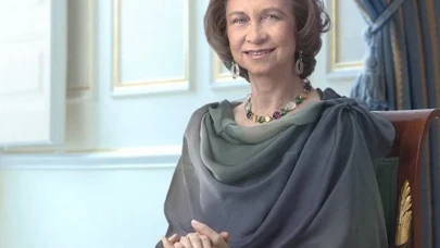 86 yaşındaki kraliçe genç kalmak için her gün onu yiyor!