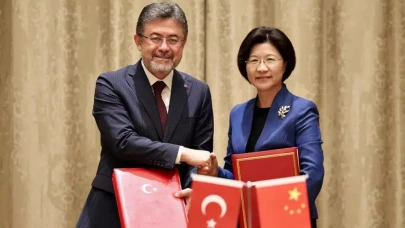 Çin’e su ürünleri ve badem ihracatı için imzalar atıldı