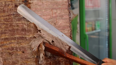 Türkiye'deki döner mi yoksa Almanya'daki döner mi? Hangisi daha sağlıklı ve ucuz?