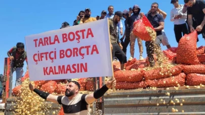 Reyhanlı’da soğan isyanı: Üreticiler tonlarca soğanı yola döktü