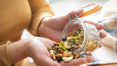 Kuru yemiş ne kadar yenmeli; Avuç içi kadar mı daha fazla mı?