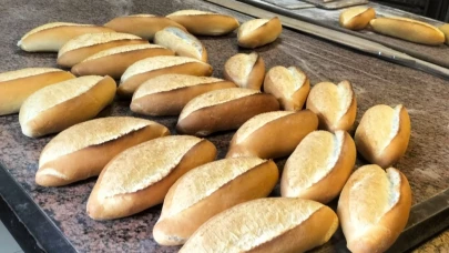 Beyaz ekmek dönemi kapanıyor mu? Ekmekte renklendirici yasağı..