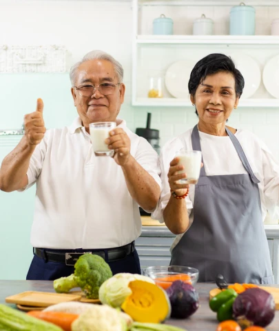 Yaşlandıkça daha fazla protein tüketmek gerekir mi?