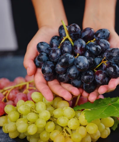 Üzümümüz İngiltere'de manşet oldu.. Ama tarım zehri nedeniyle!
