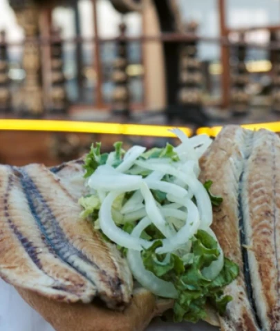 Balık ekmek keyfini bozar mı? Avrupa'da ithal uskumru endişesi..