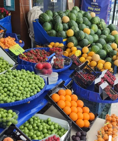 Artık meyve sebzeye bile para yetmiyor! Günlük maliyeti hesaplandı..