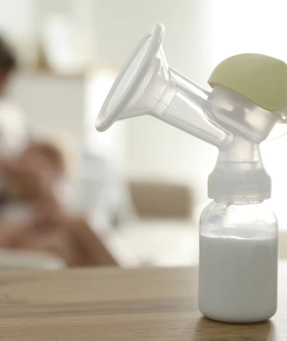 Anne sütü hâlâ “Altın Standart” mı? 2026 araştırması kirleticileri ortaya koydu