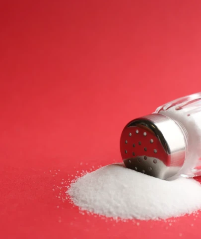 Sofrada tuz tehlikesi: En çok risk altında olan grup açıklandı!