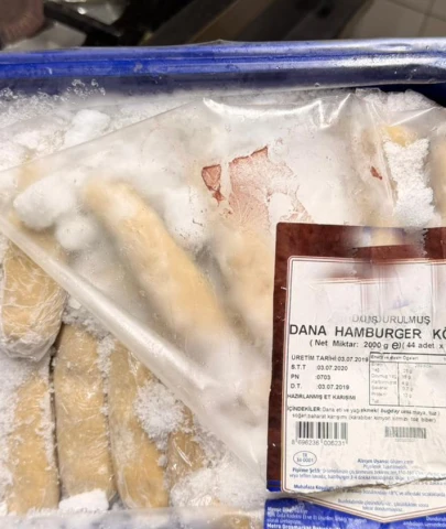 Restoran denetiminde büyük şok; buzluktan 7 yıllık hamburger köftesi çıktı