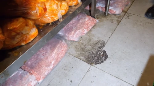 Pislik, pas, katran gibi yağ... İstanbul'dan restoran manzaraları