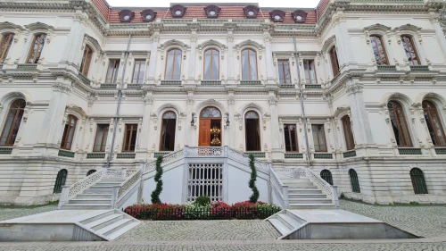 Bu merdivenlerde gelin-damat fotoğrafı çektirmek 5 bin TL