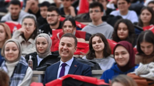 'Gençler yoksulluk diyetine başladı'