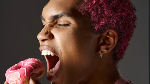 20 kişiyi donutla zehirleyip öldürmüşler