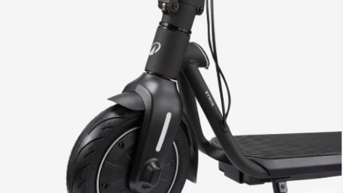 Decathlon, iki elektrikli scooter modeli için geri çağırma başlattı: Çatlama ve düşme riski tespit edildi
