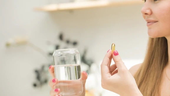 Menopozda hangi vitamin ve takviyeler kullanılmalı? Prof. Dr. Pınar Yalçın Bahat’tan 3 temel öneri