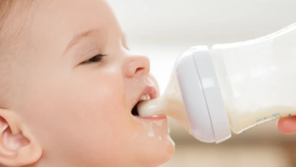 Mama zehirlenmesi sonrası bebek mamaları için yeni karar