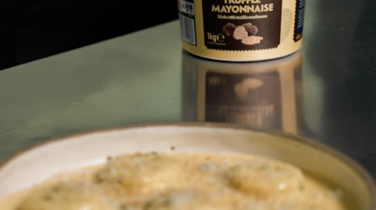 Hellmann’s yeni ürünü trüflü mayonezi satışa sunudu