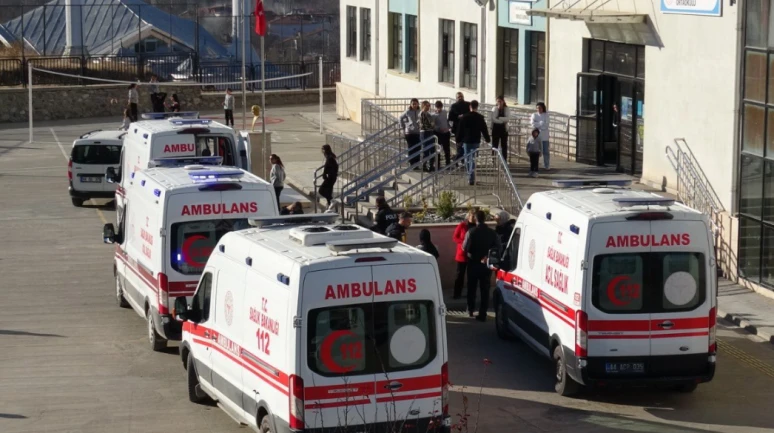 'Yerli Zehirlenme Haftası': 9 okulda 100'den fazla öğrenci zehirlendi!