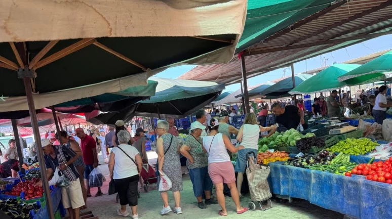 Pazar tezgahı ülkenin gerçek enflasyonunu anlatıyor