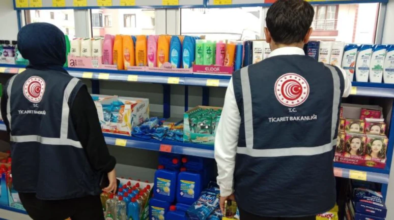 Bozuk ve tarihi geçmiş gıda satan yandı.. Ağır yaptırım düzenlemesi