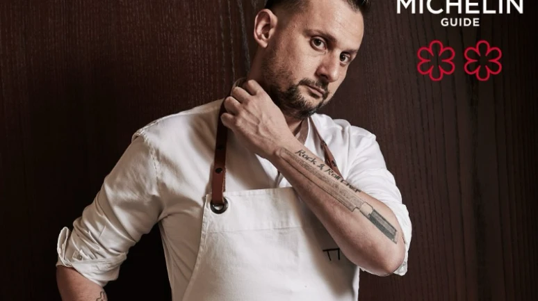 2 Michelin yıldızlı şefin restoranına bakanlıktan servis ücreti cezası