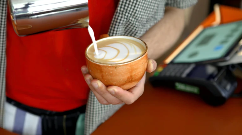 Kahvede kafein şaşkınlığı! Costa'nın kapuçinosu Starbucks'ınkinden 3,5 kat daha fazla