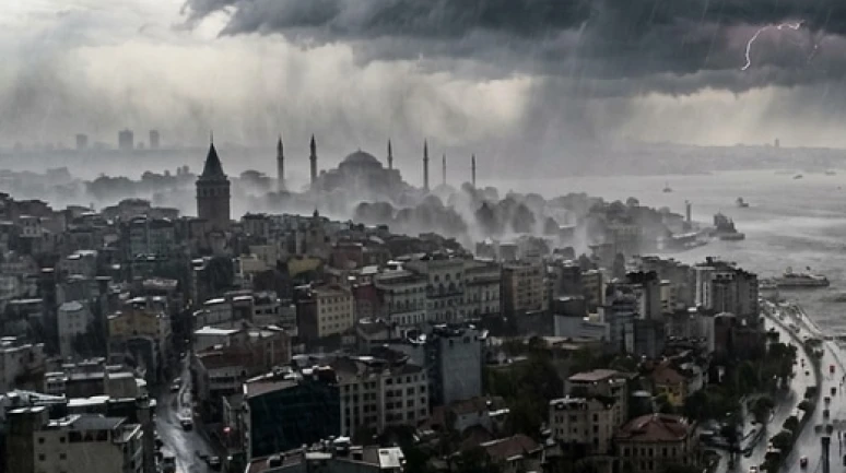 İstanbul yağmuru için akademik uyarı: "Kentin kaldırması mümkün değil"